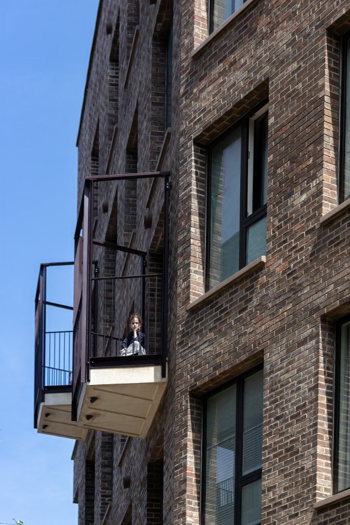 alex-soloman-cgl-tc-17-68ee4cc9b2439.jpg (original) alex-soloman-cgl-tc-17-68ee4cc9b2439.jpg (original)