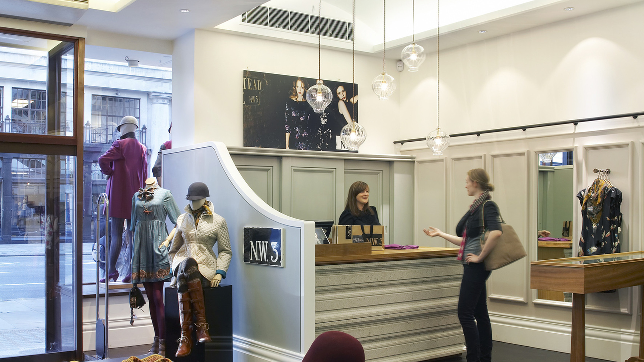 Hobbs Regent Street Service Desk