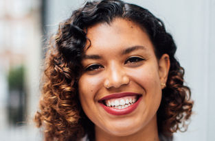 dani-reed-69df9fe9663eb.jpg (News / Person Wall Item)